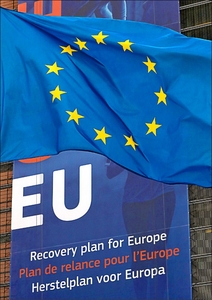 Foto bandiera europea e NG UE
